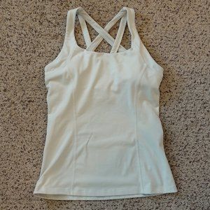 Lululemon tank